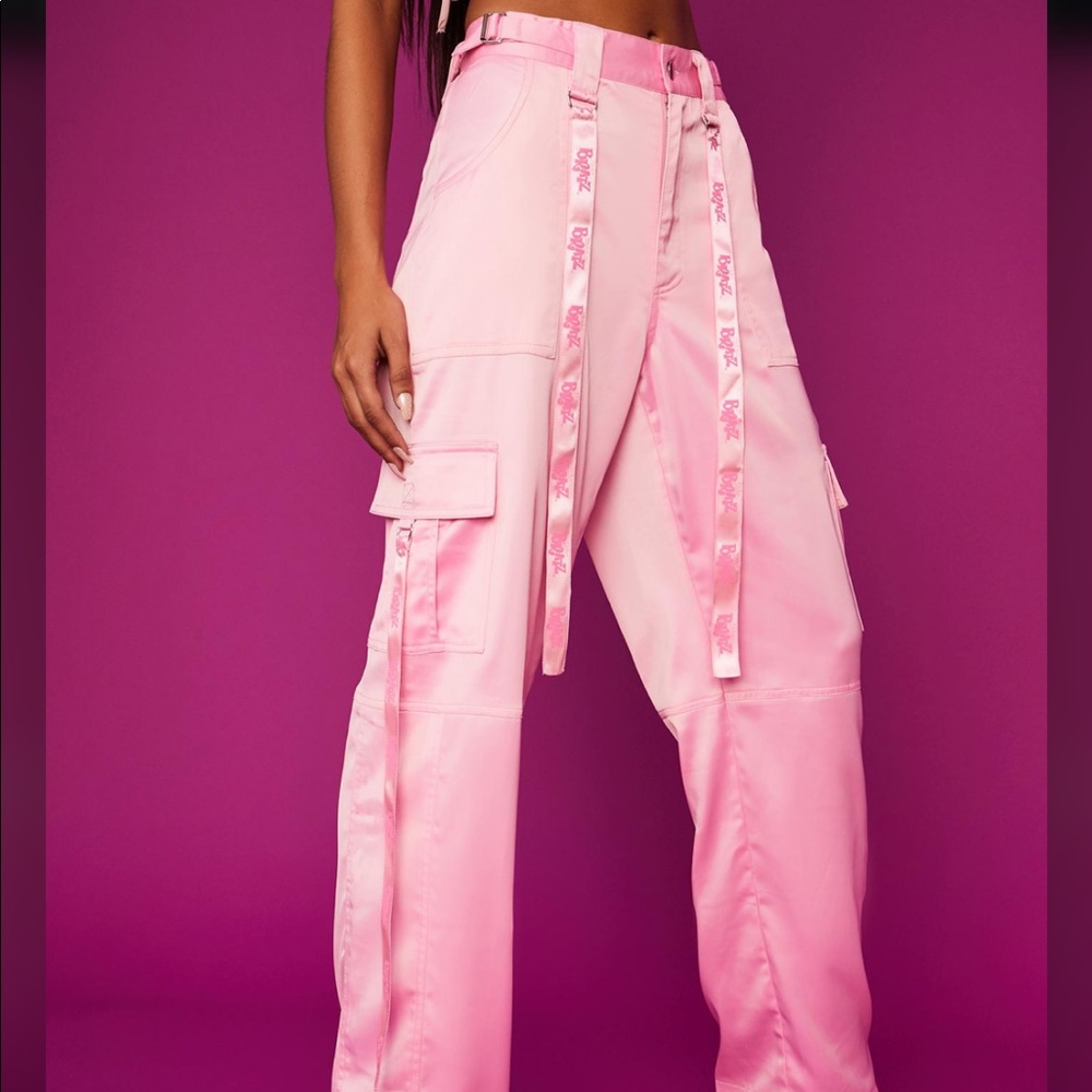 COPY - DOLLS KILL x BRATZ pink cargo pants
